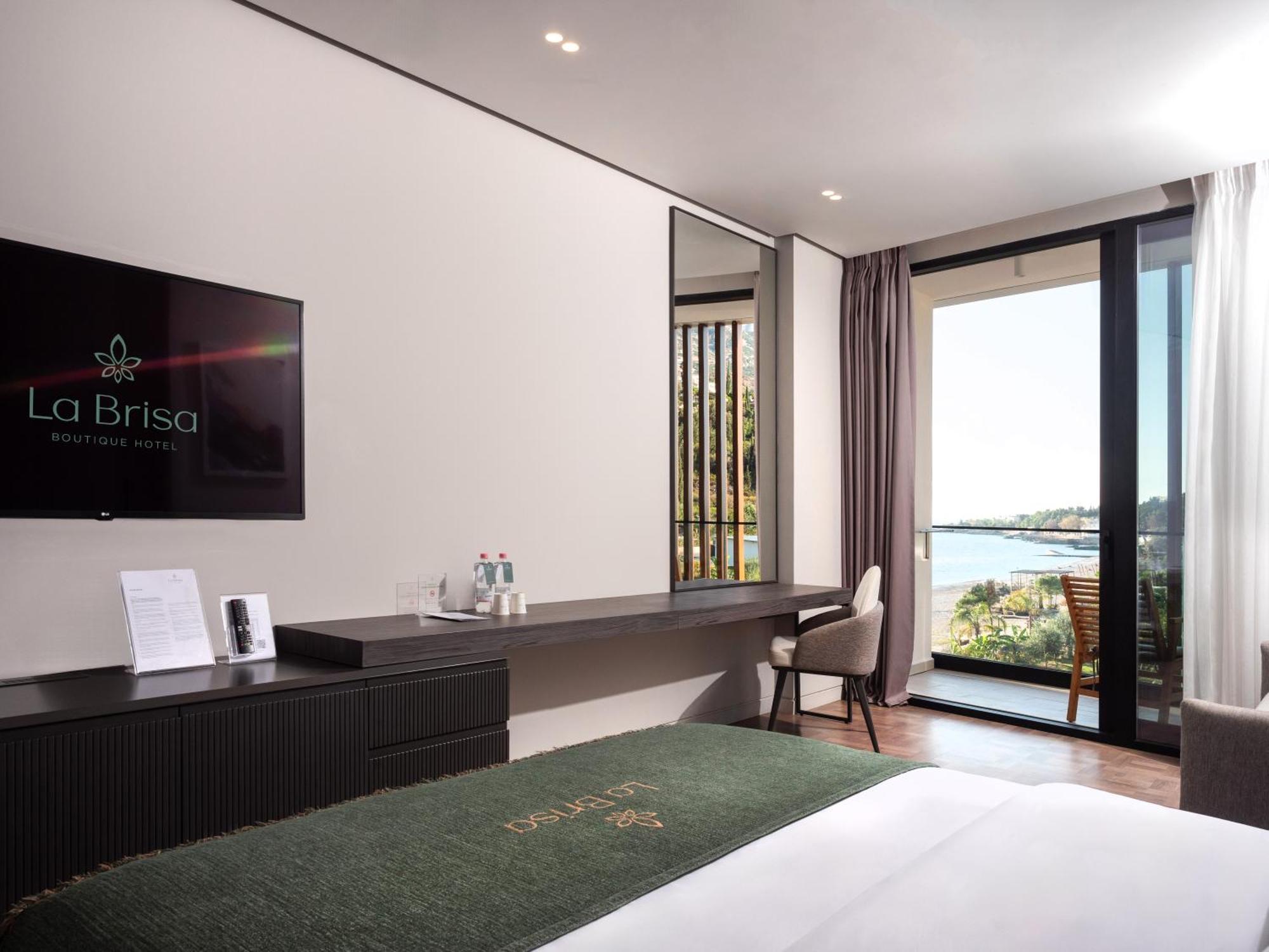 La Brisa Boutique Hotel Dhermi Ngoại thất bức ảnh